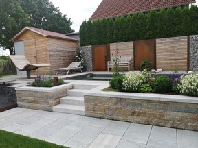 Scheuermann-Naturstein-Showroom-Mauern-Schicht-System-13